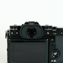 FUJIFILM X-T5 FUJIFILM X-T5