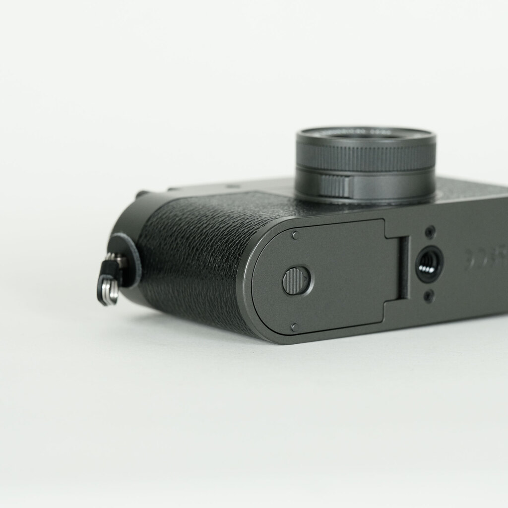 FUJIFILM X half X-HF1