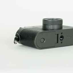 FUJIFILM X half X-HF1