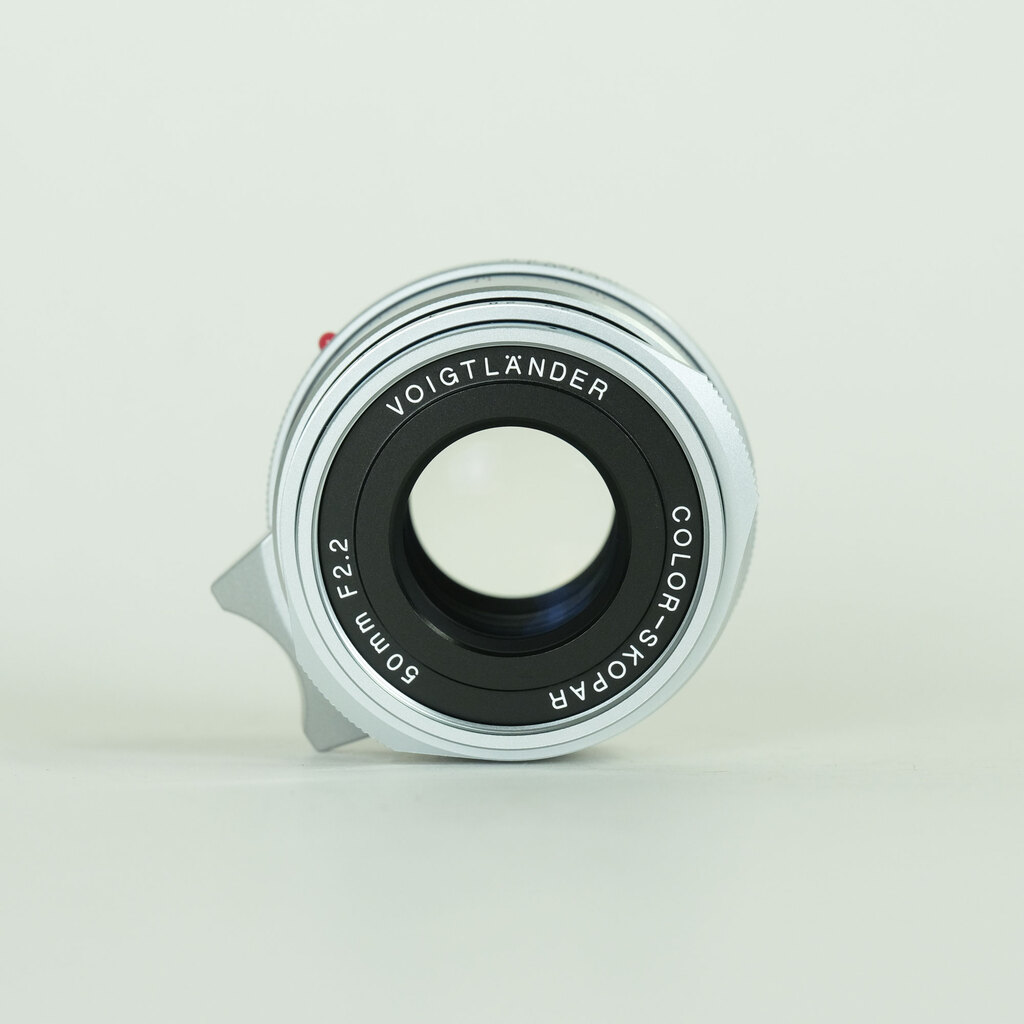 コシナ フォクトレンダー COLOR-SKOPAR 50mm F2.2 VM シルバー コシナ フォクトレンダー COLOR-SKOPAR 50mm F2.2 VM シルバー