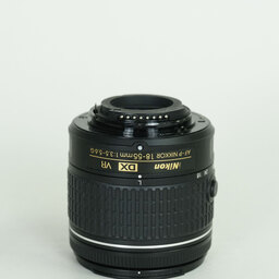 Nikon AF-P DX NIKKOR 18-55mm F3.5-5.6G VR