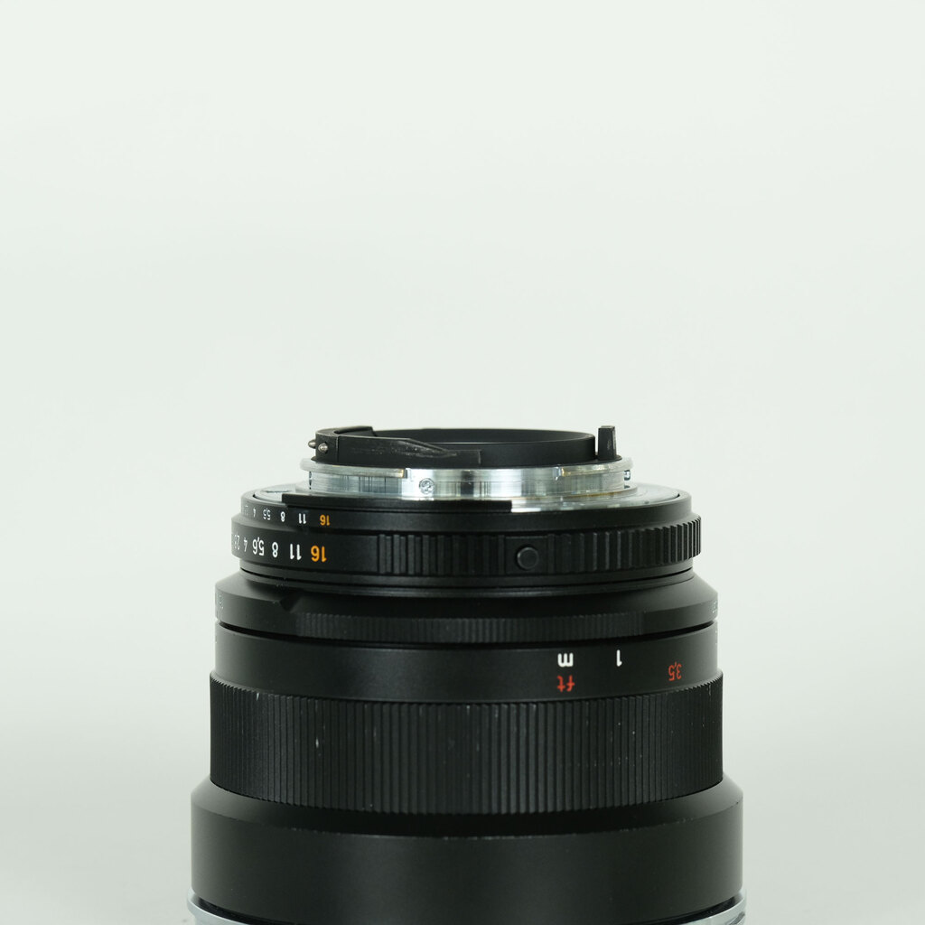 新品同様】Planar 1.4/85 ZF.2【ニコンマウント】 カールツァイス