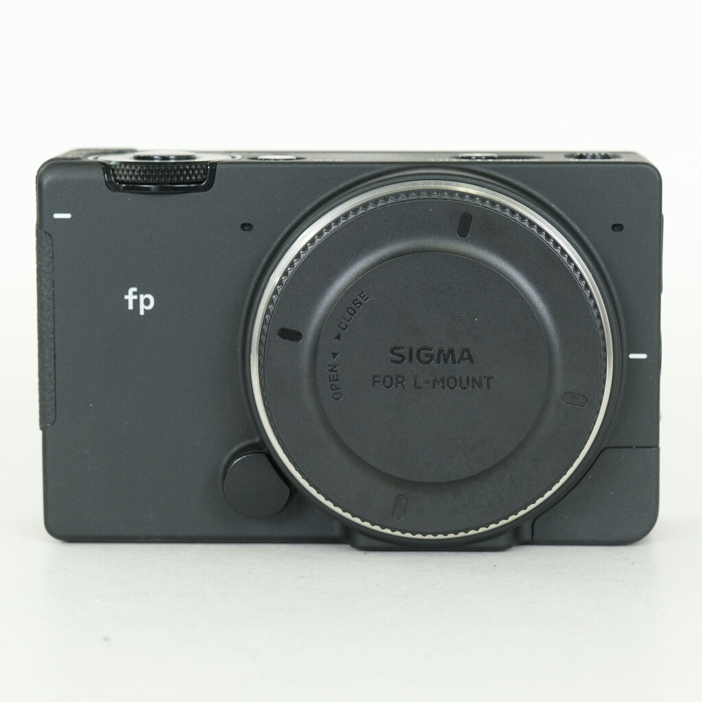 SIGMA fp [�{�f�B]