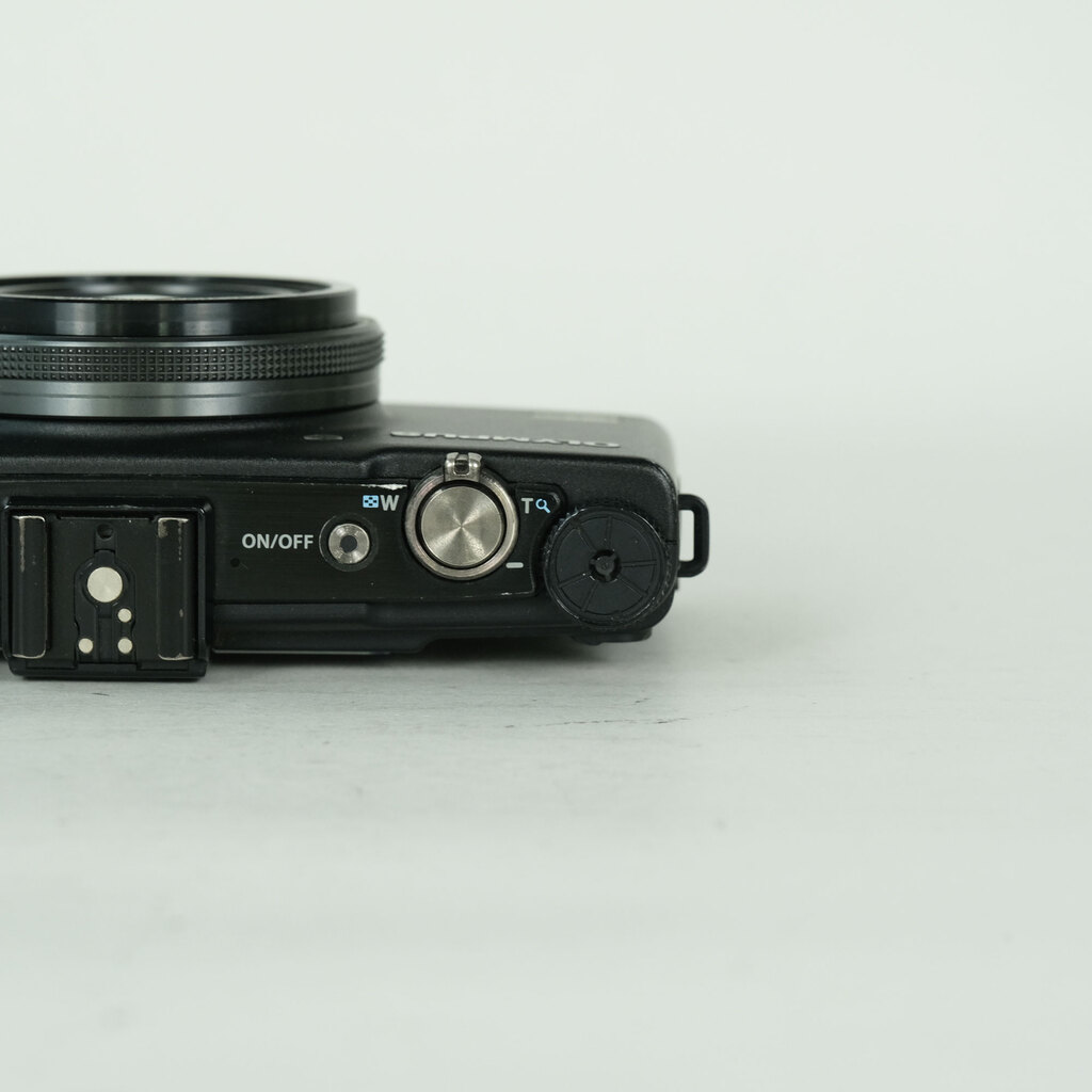 OLYMPUS XZ-1 ブラック