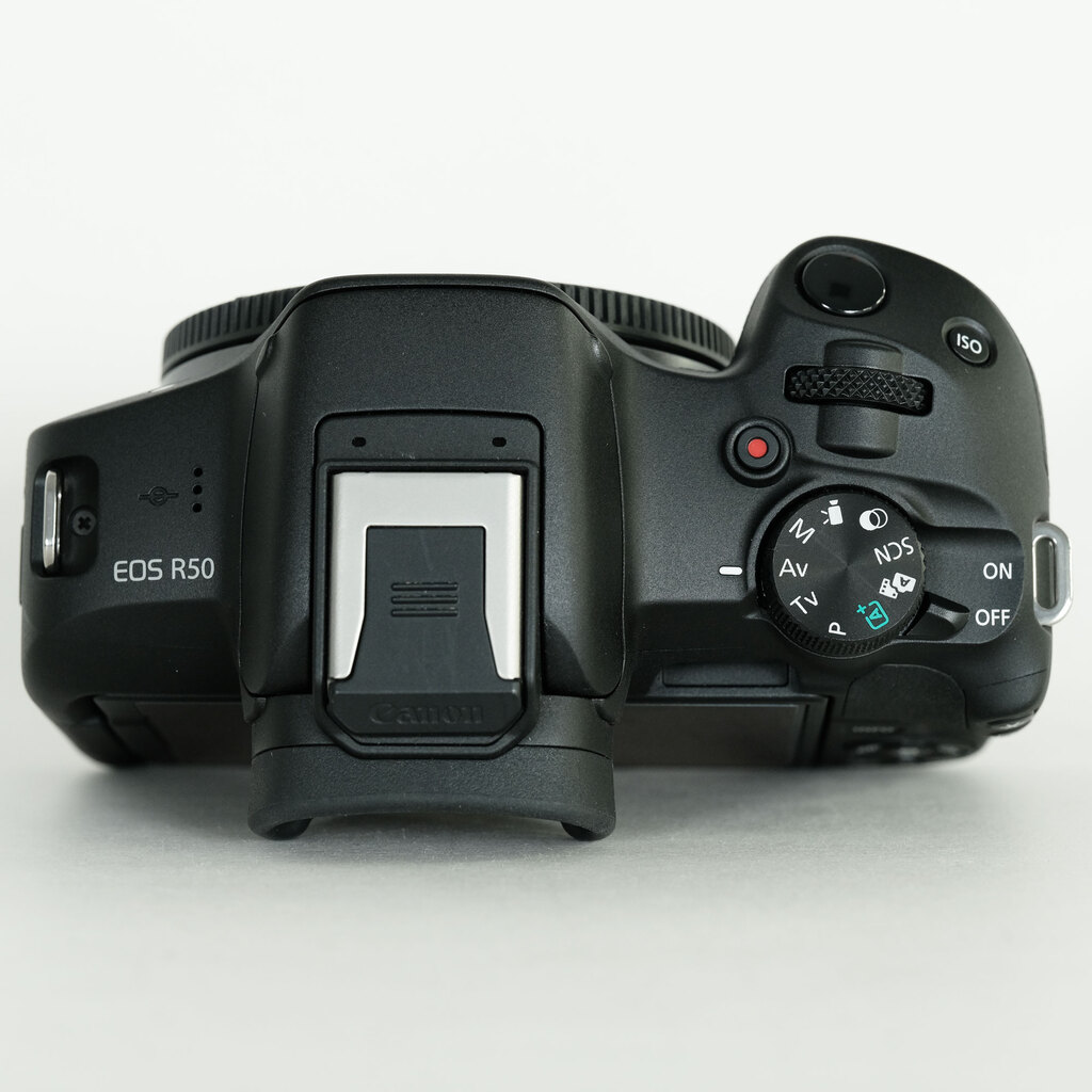Canon EOS R50