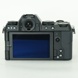 FUJIFILM X-S20