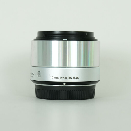 SIGMA A 19mm F2.8 DN (マイクロフォーサーズ用)シルバー