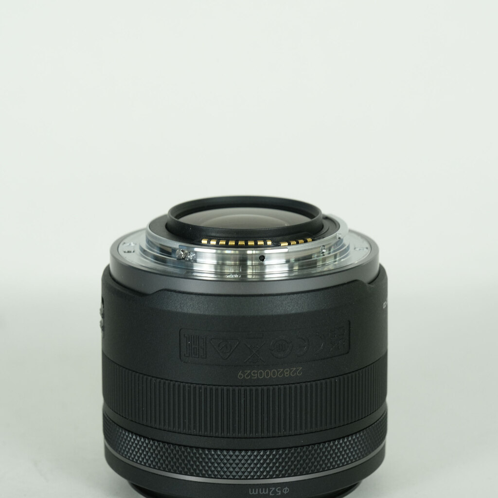 Canon RF35mm F1.8 MACRO IS STMの出品 | ONE SCENE（ワンシーン）