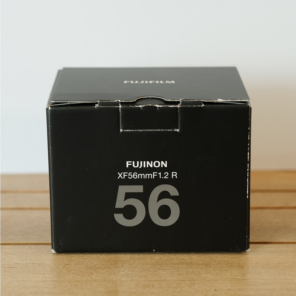 FUJIFILM XF56mmF1.2 R