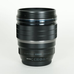 OLYMPUS M.ZUIKO DIGITAL ED 45mm F1.2 PRO
