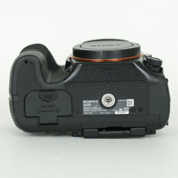 SONY α99II（ILCA-99M2）