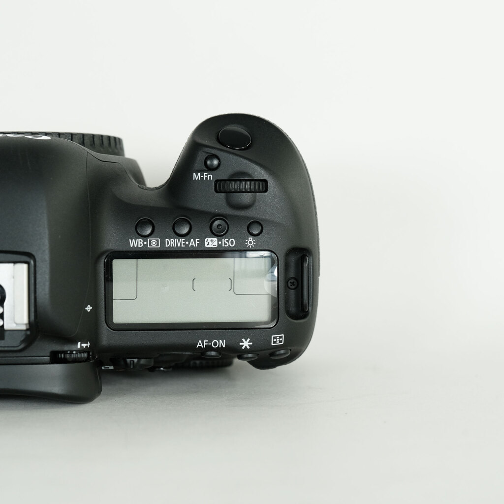 Canon EOS 5D Mark IV