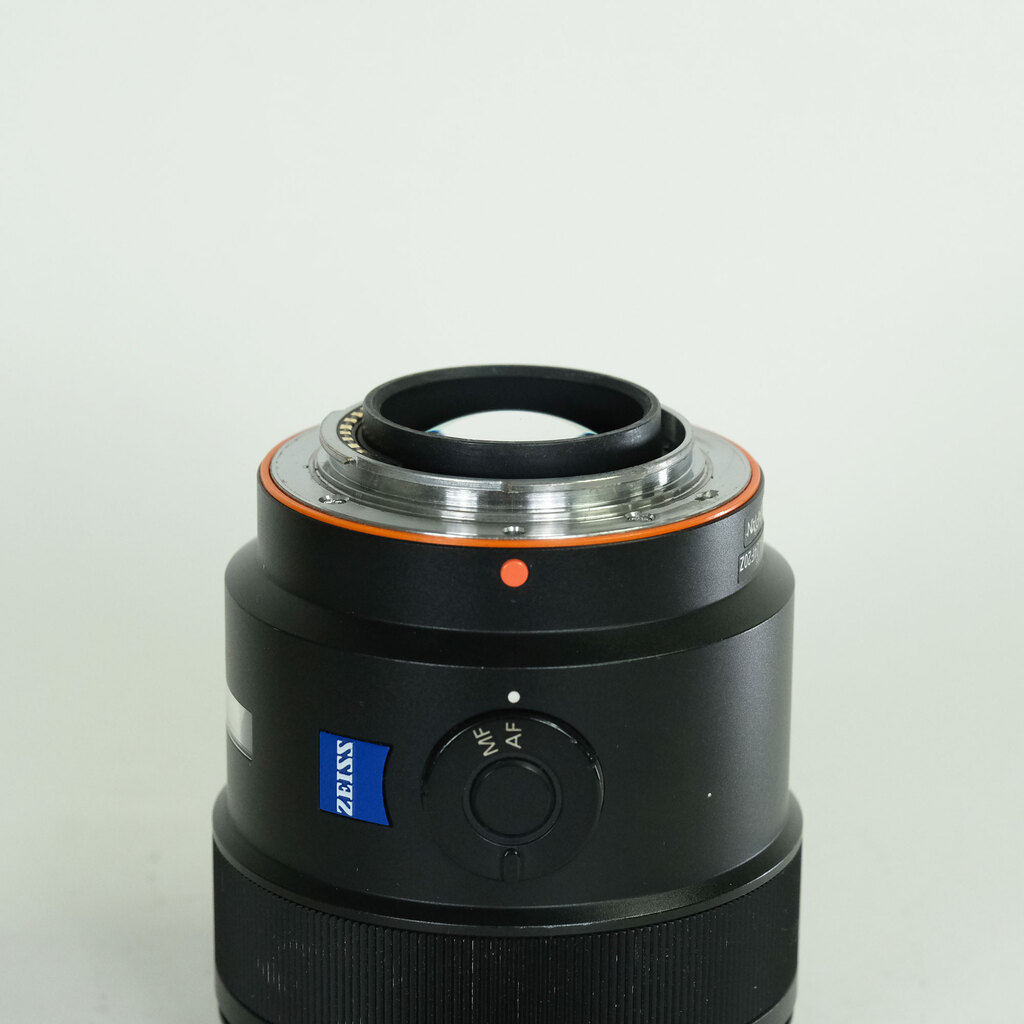 SONY Distagon T* 24mm F2 ZA SSM SAL24F20Z