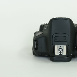 Canon EOS Kiss X7i
