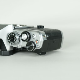 OM SYSTEM OM-3