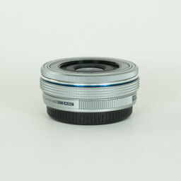 OLYMPUS M.ZUIKO DIGITAL ED 14-42mm F3.5-5.6 EZ シルバー OLYMPUS M.ZUIKO DIGITAL ED 14-42mm F3.5-5.6 EZ シルバー