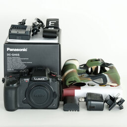 Panasonic LUMIX DC-GH5S Panasonic LUMIX DC-GH5S
