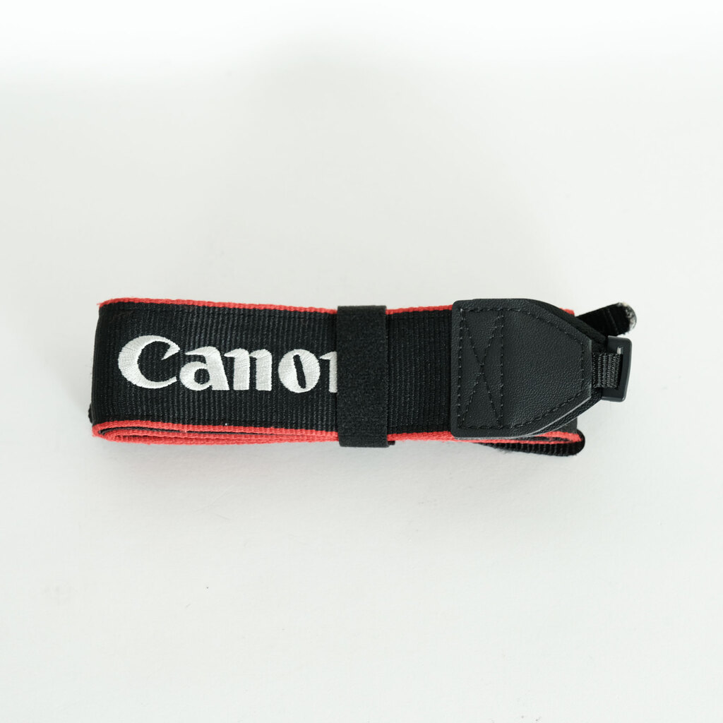 Canon EOS 8000D Canon EOS 8000D