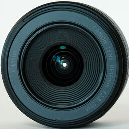 Canon RF16mm F2.8 STM