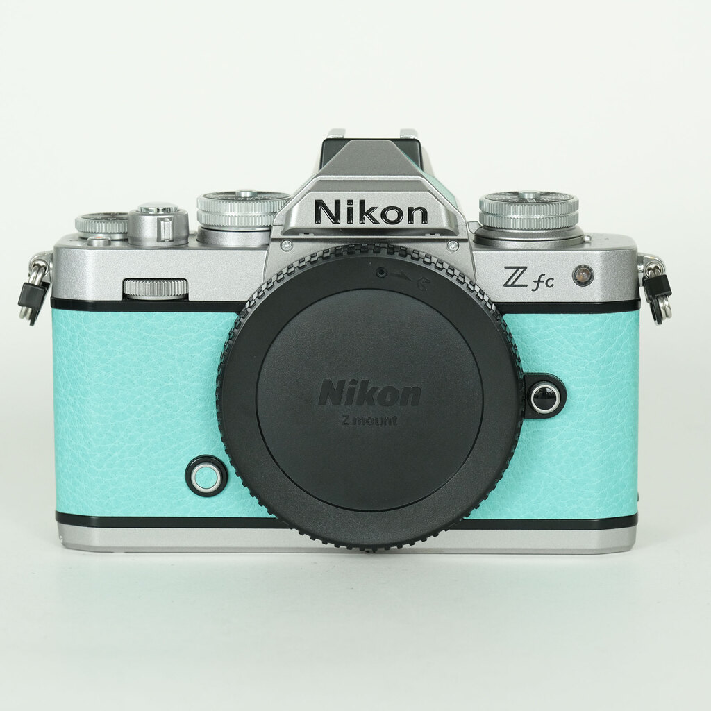 Nikon Z fc ボディ シルバー プレミアムエクステリア張替済み Nikon Z fc ボディ シルバー プレミアムエクステリア張替済み