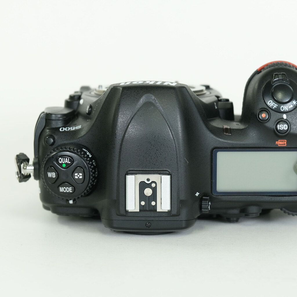 Nikon D500