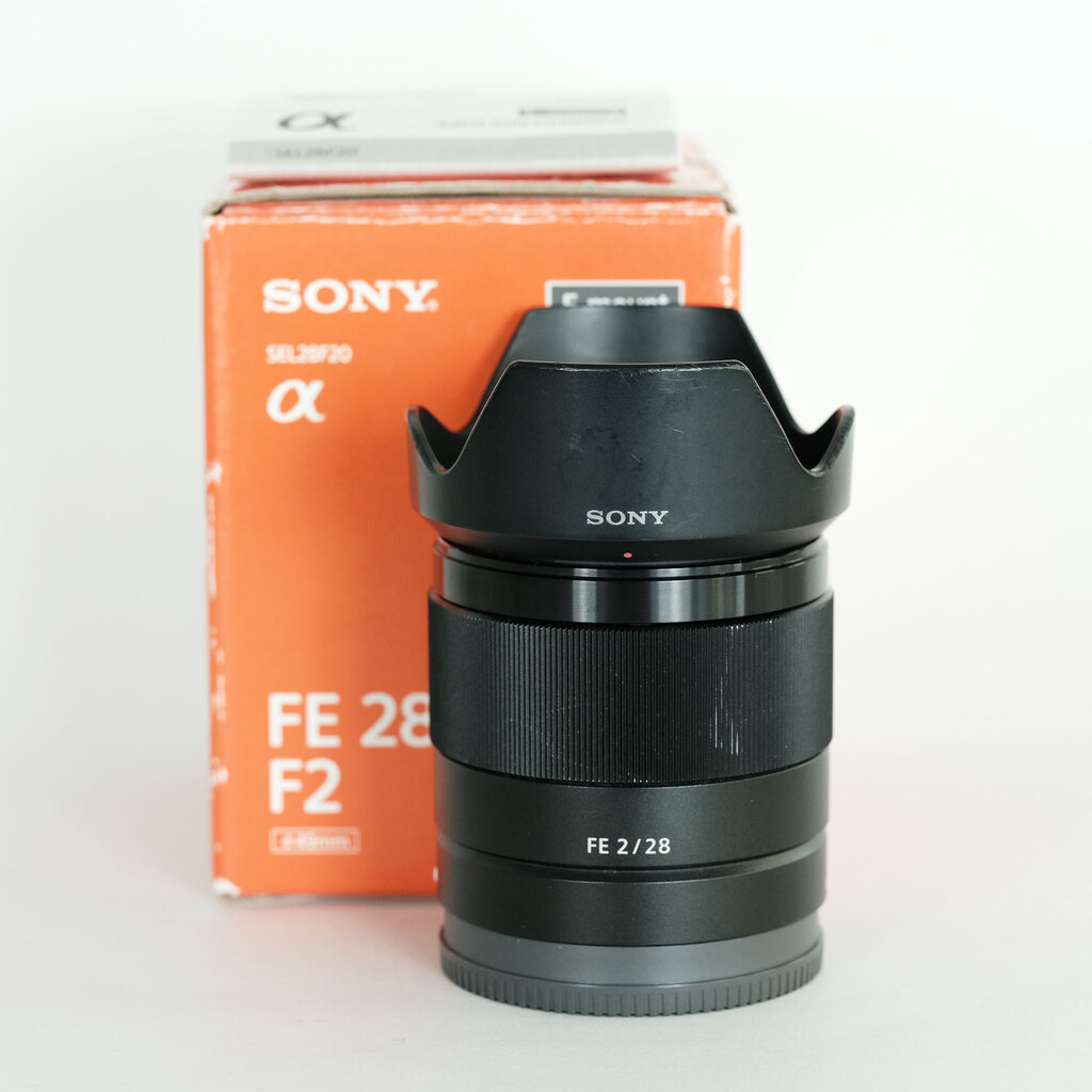 SONY FE 28mm F2 SEL28F20