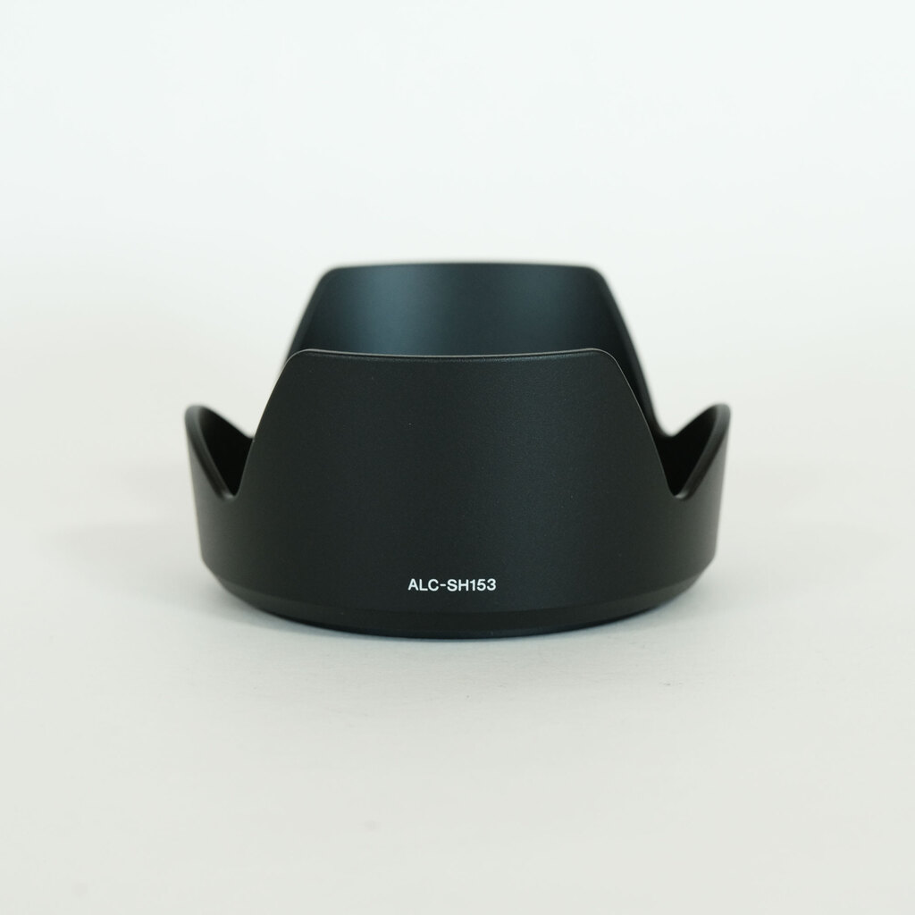 SONY E 18-135mm F3.5-5.6 OSS SEL18135