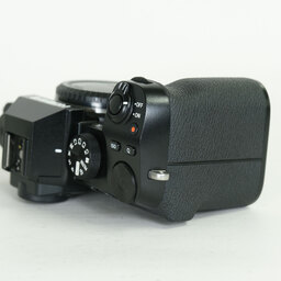 FUJIFILM X-S10