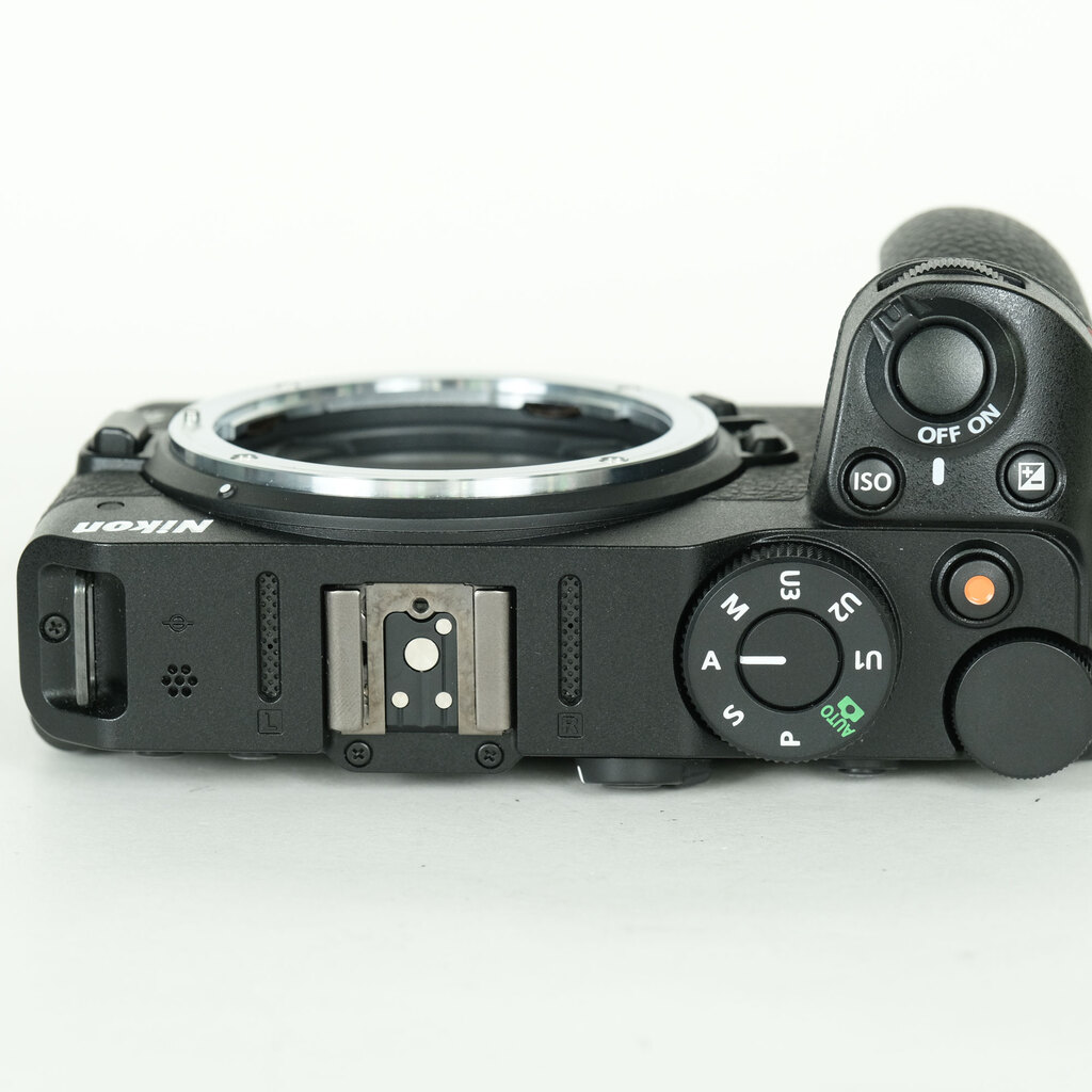 Nikon Z30の出品 | ONE SCENE（ワンシーン）