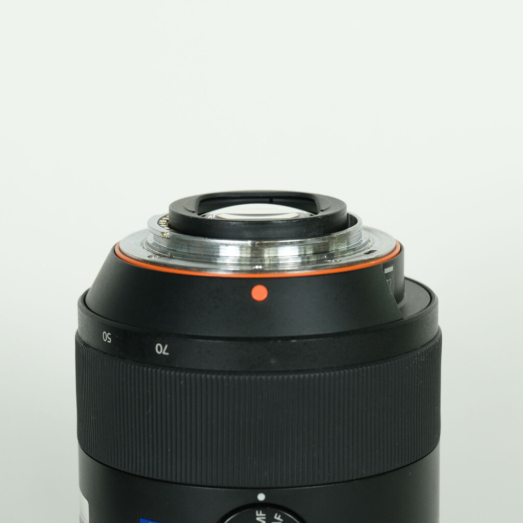 SONY Vario-Sonnar T* 24-70mm F2.8 ZA SSM SAL2470Z SONY Vario-Sonnar T* 24-70mm F2.8 ZA SSM SAL2470Z
