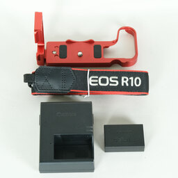 Canon EOS R10