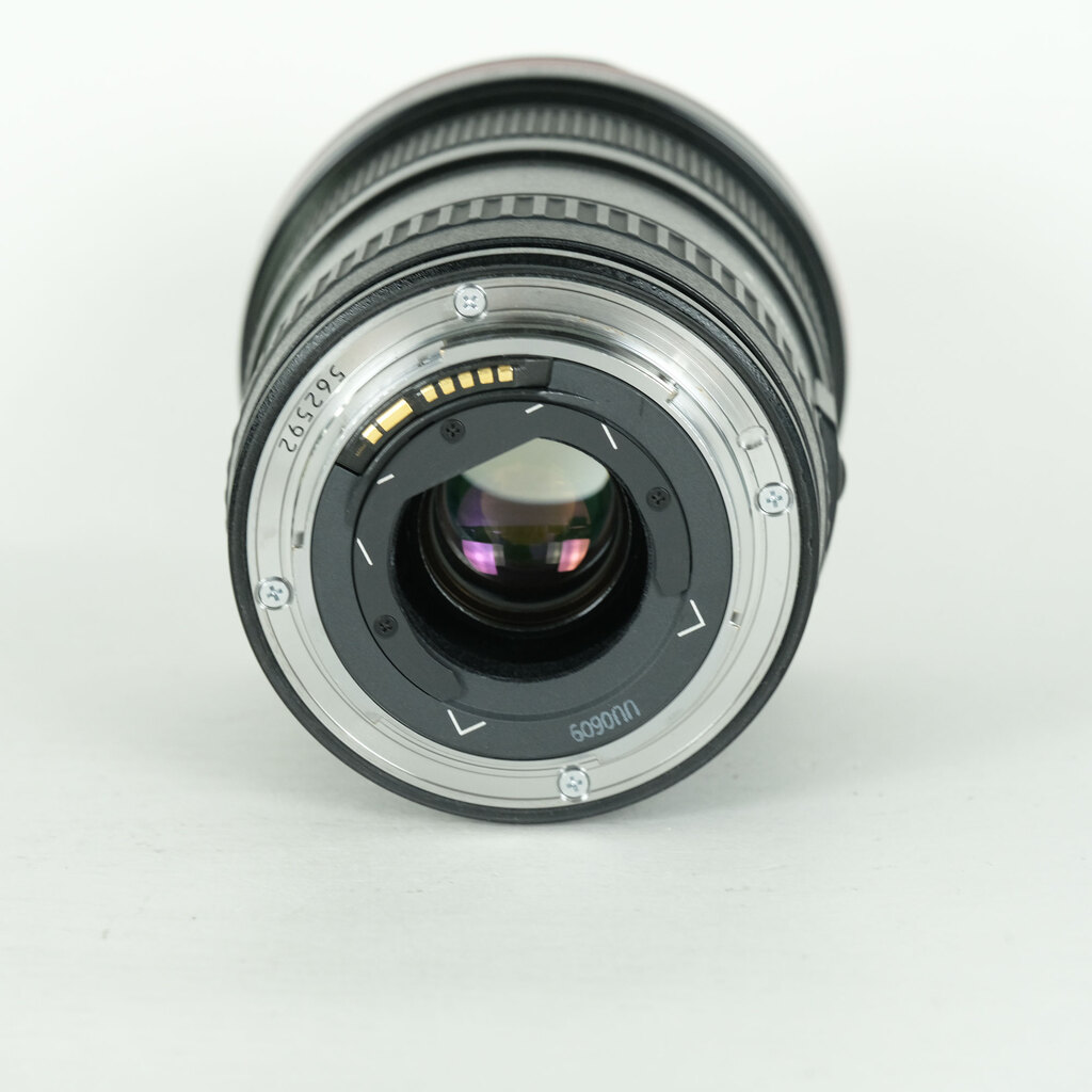 Canon EF17-40mm F4L USM Canon EF17-40mm F4L USM