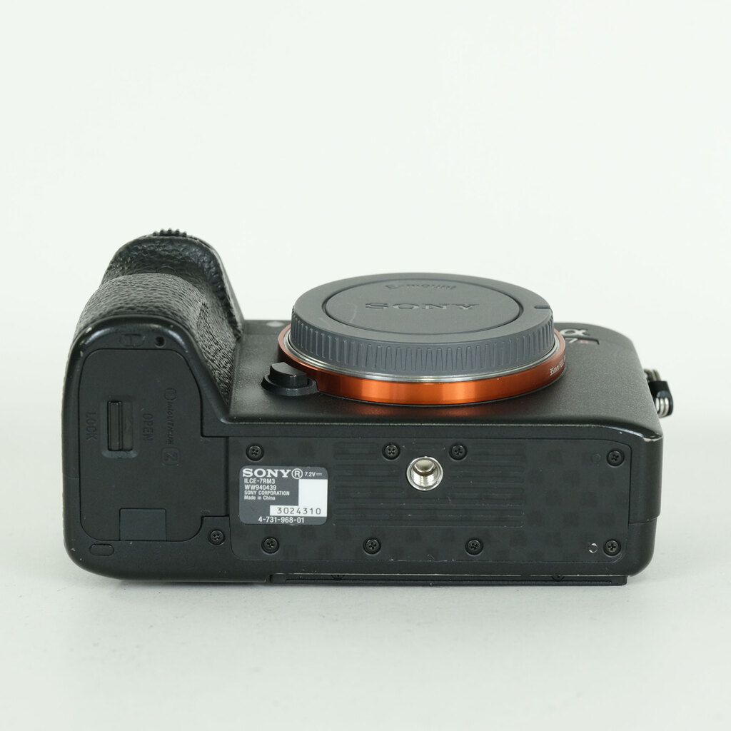 SONY α7R III(ILCE-7RM3) SONY α7R III(ILCE-7RM3)