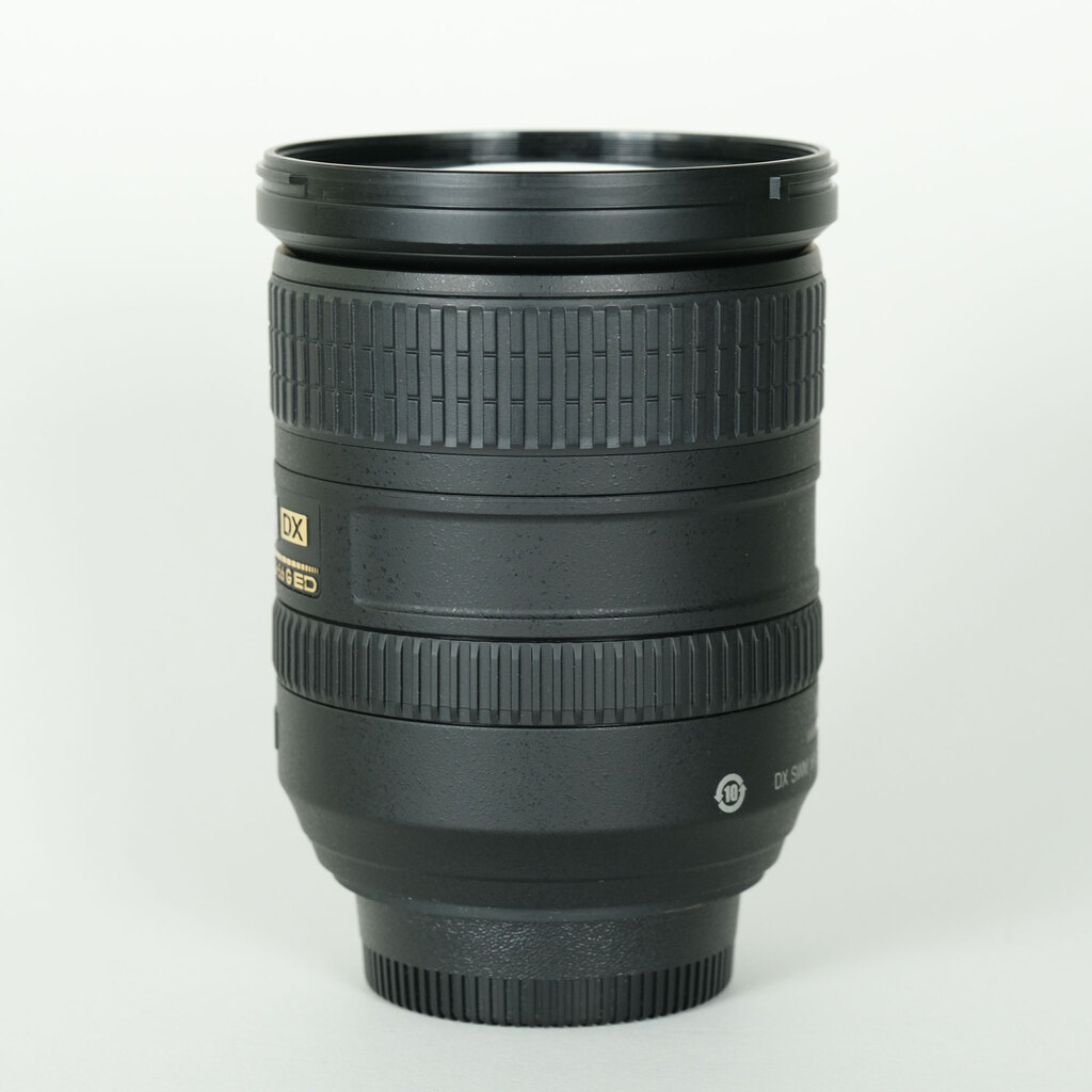 Nikon AF-S DX VR Zoom-Nikkor 18-200mm F3.5-5.6G IF-ED