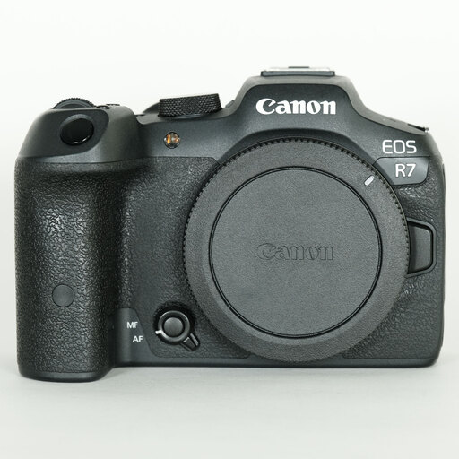 Canon EOS R7