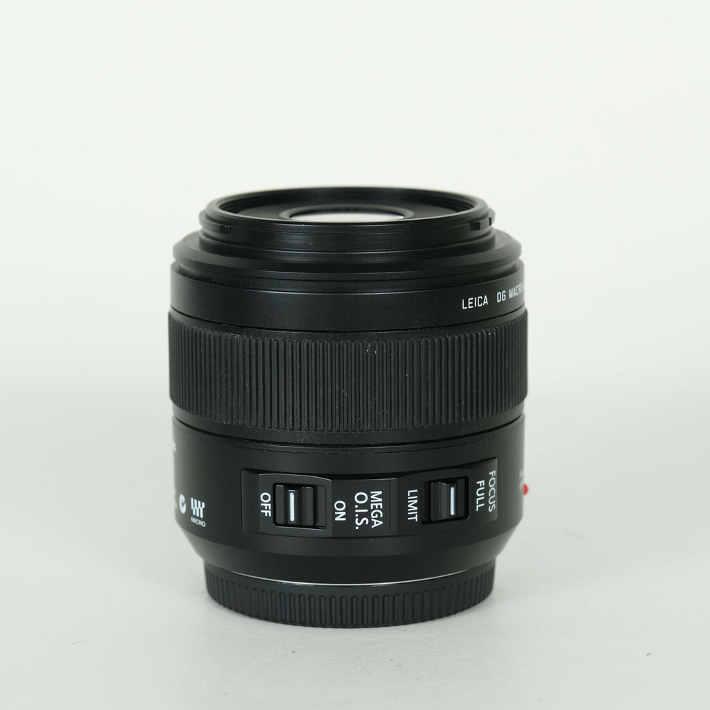 Panasonic LEICA DG MACRO-ELMARIT 45mm F2.8 ASPH. MEGA O.I.S.の出品