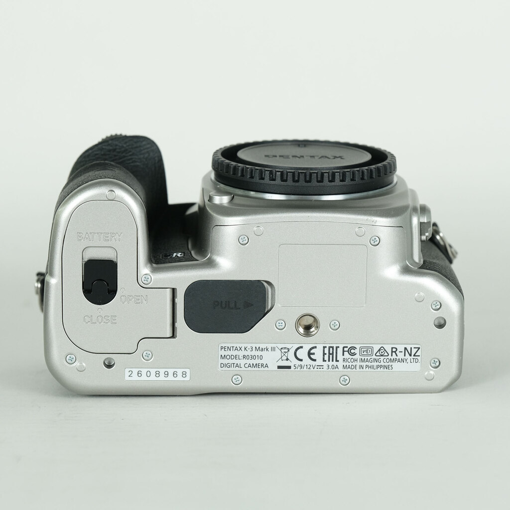 PENTAX K-3 Mark III ボディ シルバー PENTAX K-3 Mark III ボディ シルバー