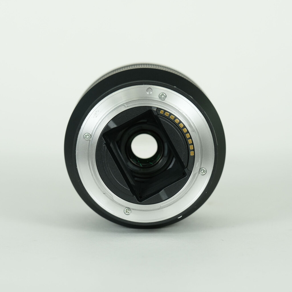 SONY FE 28-70mm F3.5-5.6 OSS SEL2870の出品 | ONE SCENE（ワンシーン）