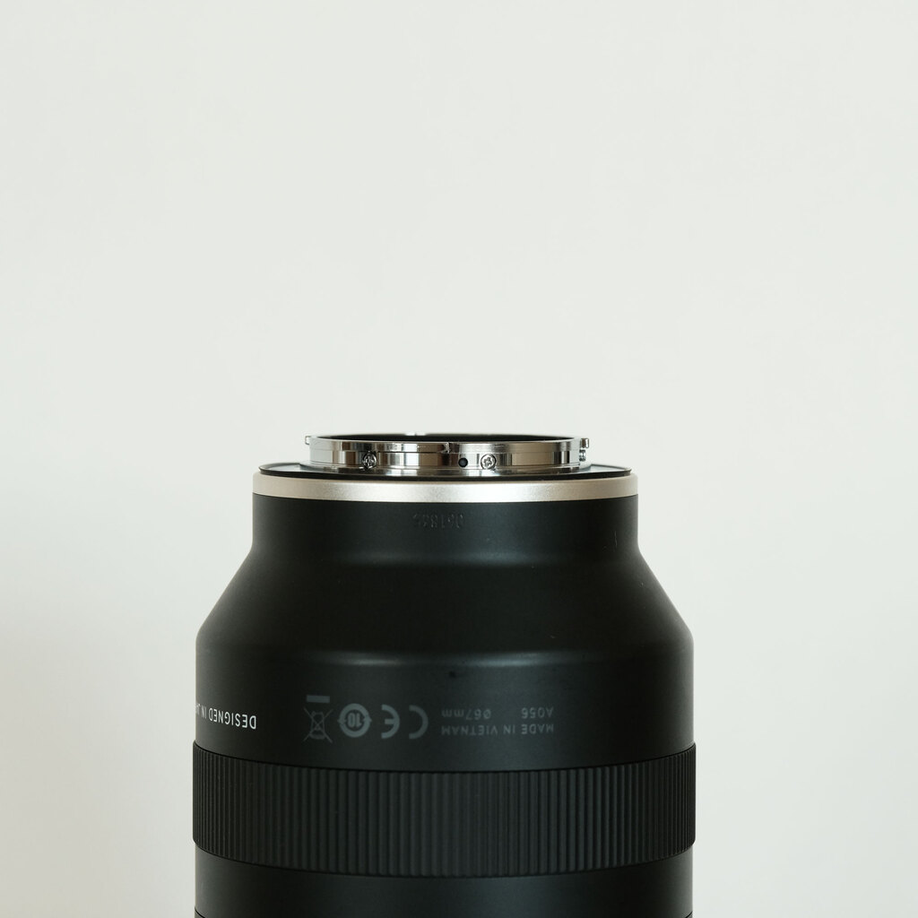 TAMRON 70-180mm F/2.8 Di III VXD (Model A056) [ ソニーE用 ]
