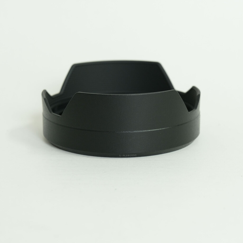 Panasonic LUMIX S 28-200mm F4-7.1 MACRO O.I.S.