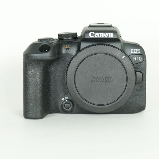 Canon EOS R10