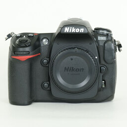 Nikon D300 ボディ