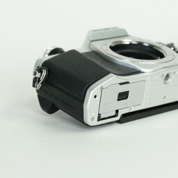 OLYMPUS OM-D E-M10 Mark II