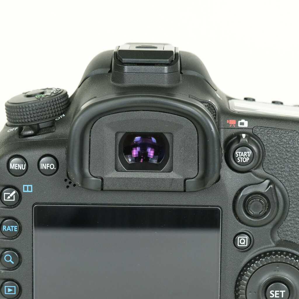 Canon EOS 7D Mark II Canon EOS 7D Mark II