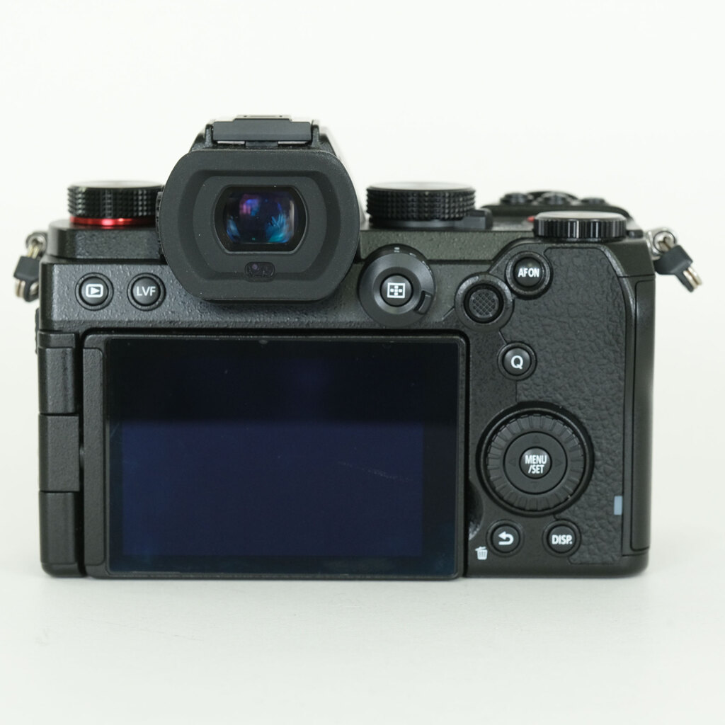 Panasonic LUMIX DC-S5