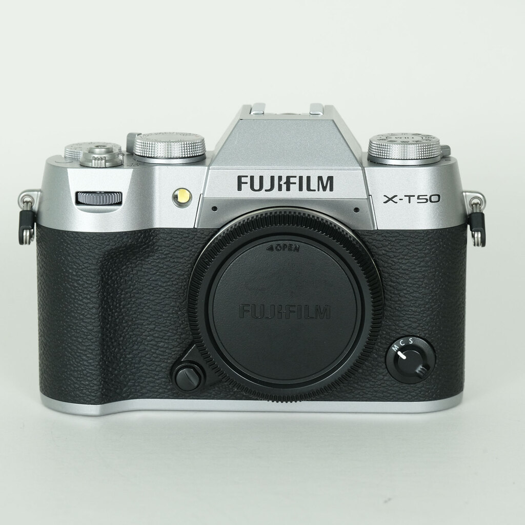 FUJIFILM X-T50 [�{�f�B �V���o�[]
