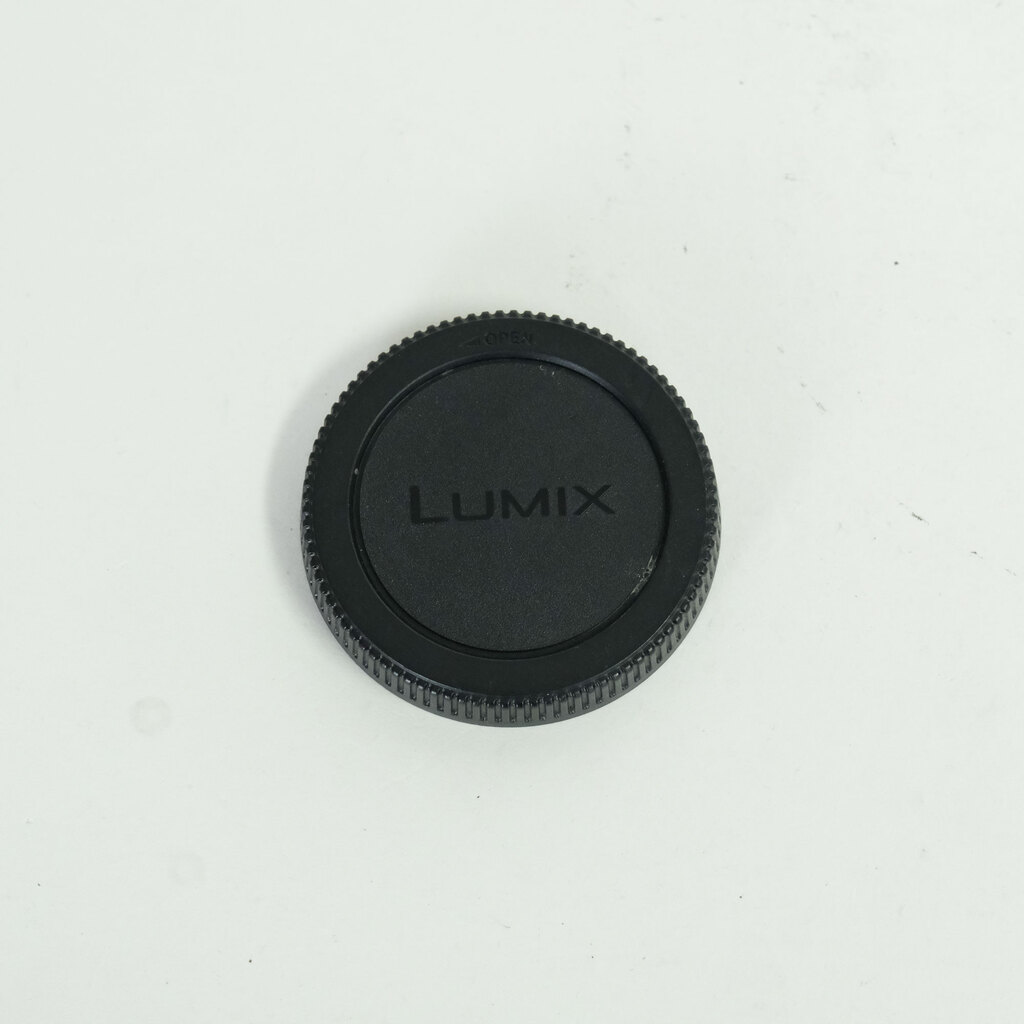 OLYMPUS M.ZUIKO DIGITAL ED 8mm F1.8 Fisheye PRO