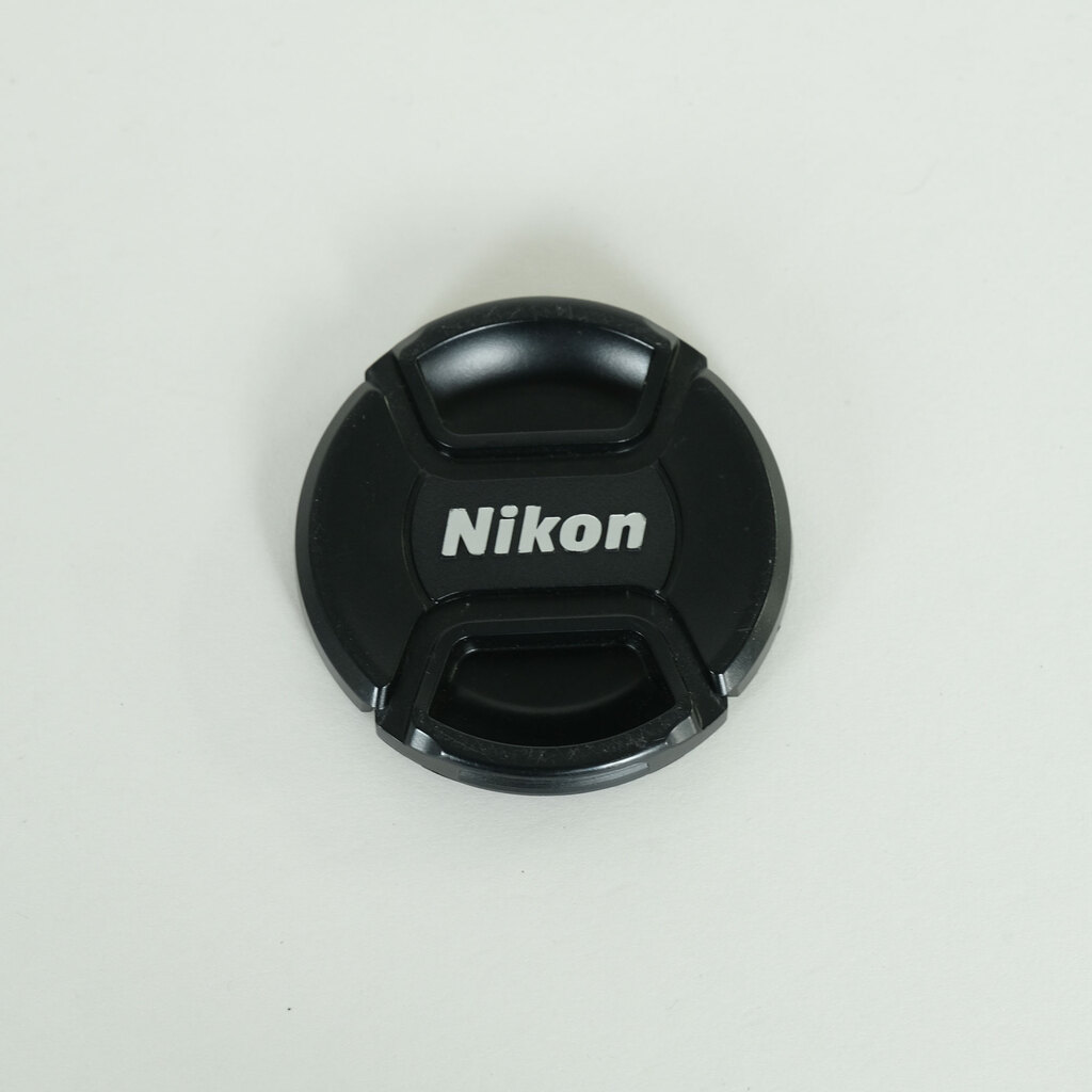 Nikon AF-S VR Micro-Nikkor 105mm f/2.8G IF-ED Nikon AF-S VR Micro-Nikkor 105mm f/2.8G IF-ED