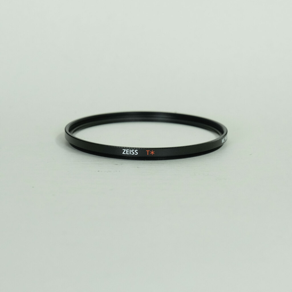 SONY Sonnar T* 135mm F1.8 ZA SAL135F18Z