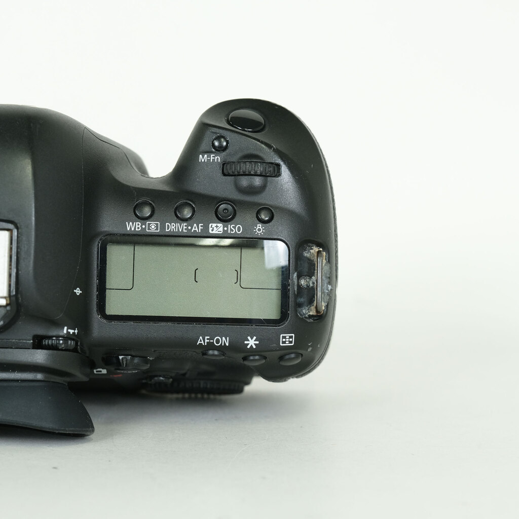 Canon EOS 5D Mark IV